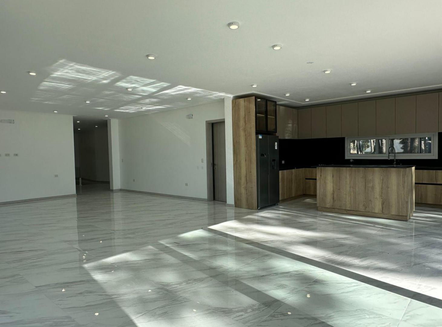 Foto de Casa en venta - 4 Dormitorios 4 Baños - Cochera - 1.300Mts2 - Pinamar, imagen 5