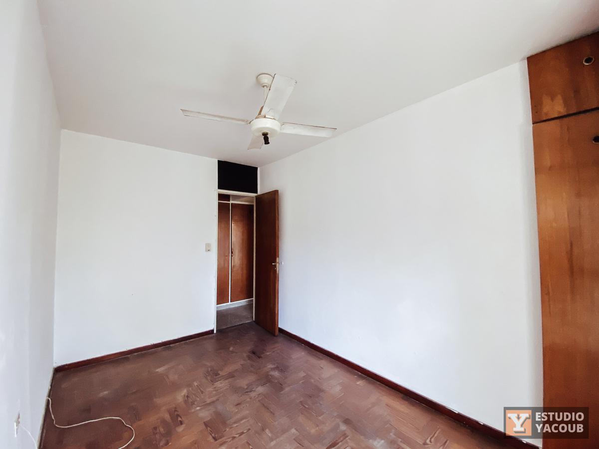 Foto de Departamento en venta - 2 dormitorios 1 baño - 70mts2 - La Plata, imagen 1