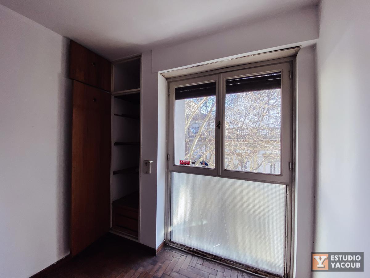 Foto de Departamento en venta - 2 dormitorios 1 baño - 70mts2 - La Plata, imagen 3