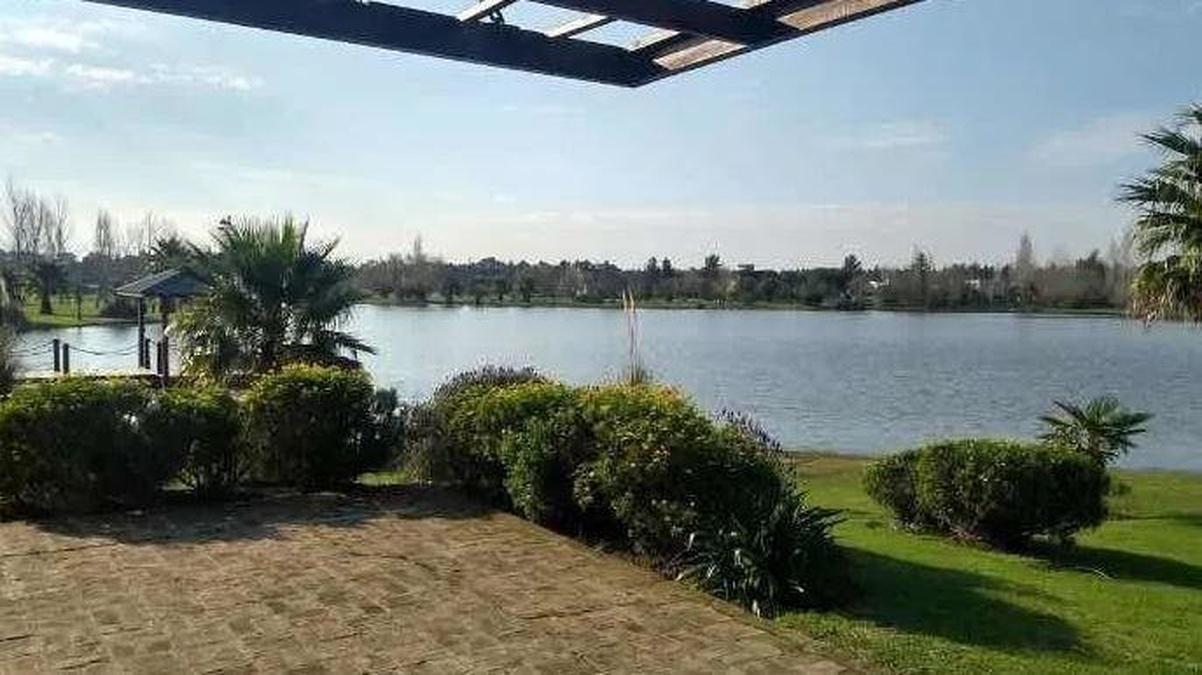 Terreno en venta - 1202mts2 - Posadas de los Lagos