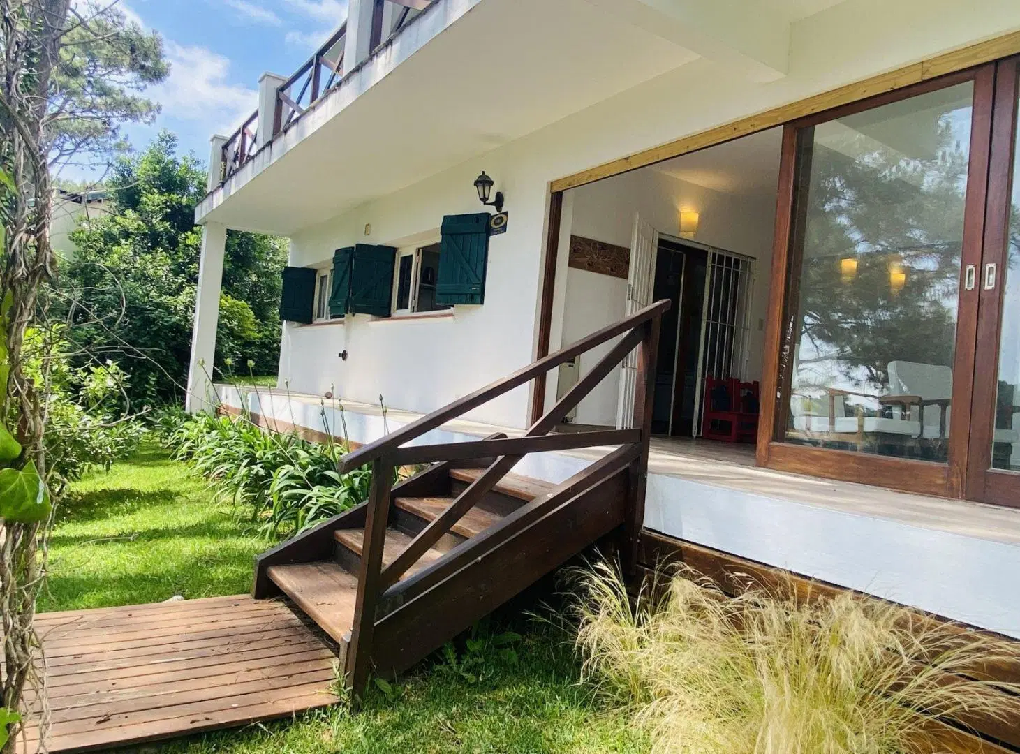 Casa en venta - 4 Dormitorios 3 Baños - 1100mts2 - Pinamar 5