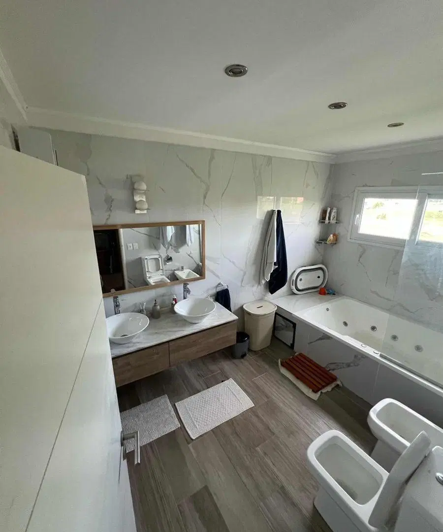 Casa en venta - 4 Dormitorios 6 Baños - 819Mts2 - Escobar 4