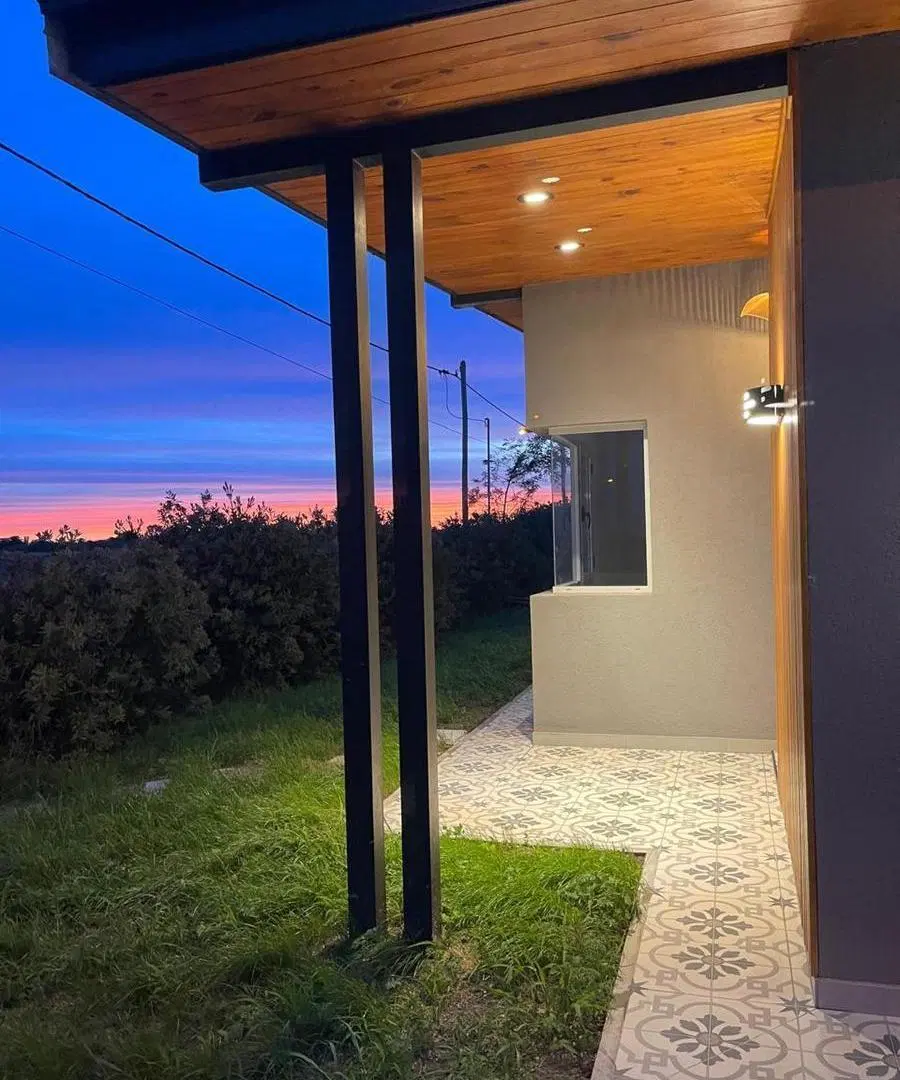 Casa en venta - 2 Dormitorios 2 Baños - Coronel Brandsen 2
