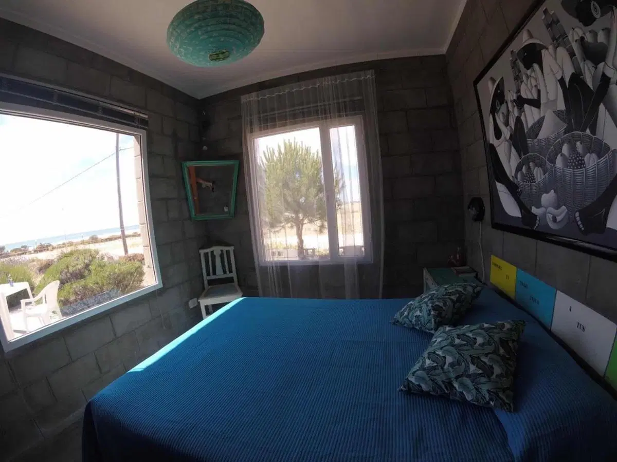 Casa en venta - 2 Dormitorios 1 Baño - 398Mts2 - Playas Doradas 4