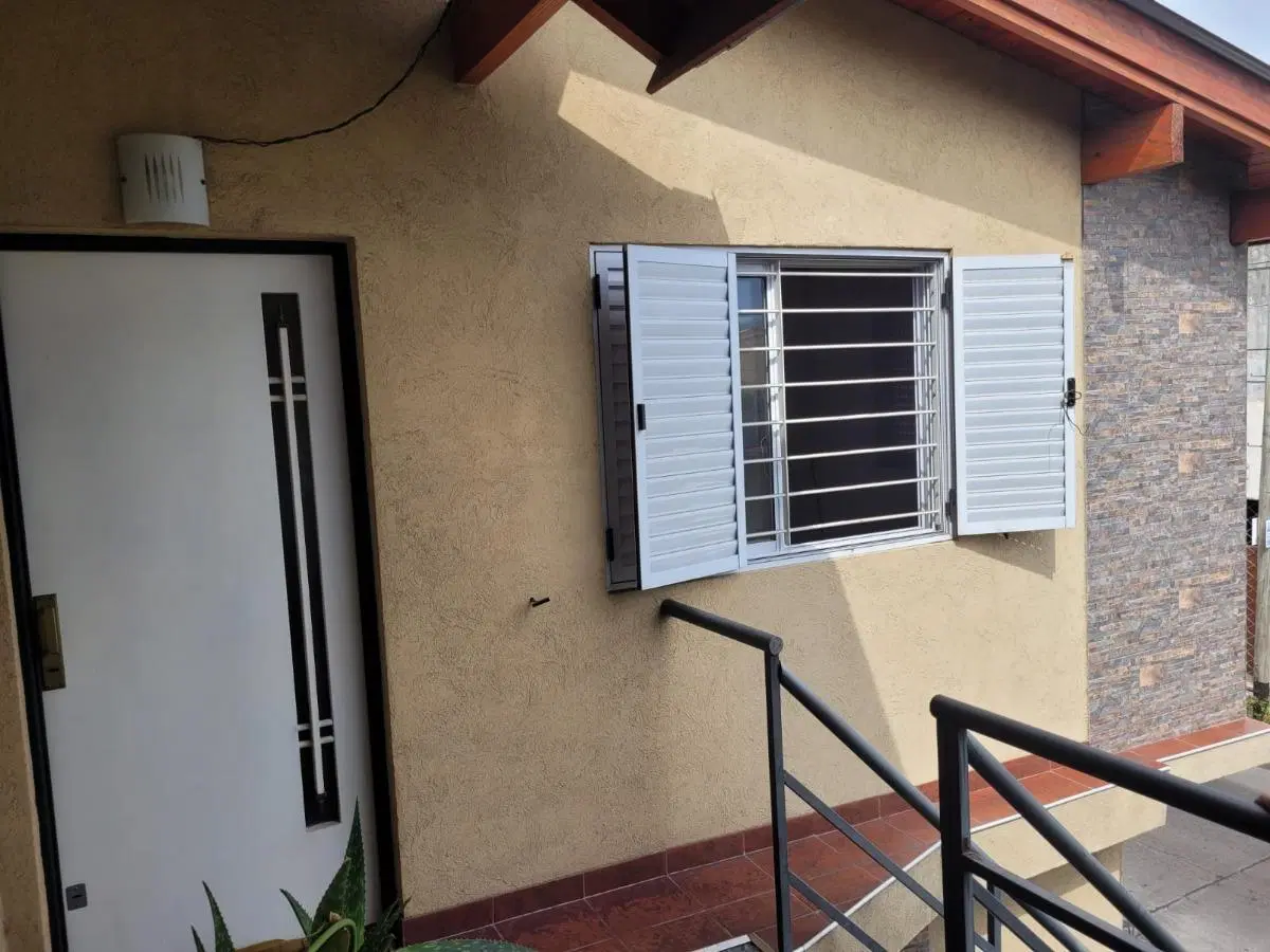 Casa en venta - 2 Dormitorios 1 Baño 1 Cochera - 90Mts2 - La Matanza 2