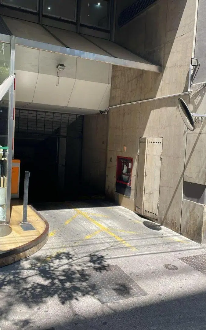 Cochera en venta - 13Mts2 - Recoleta 3