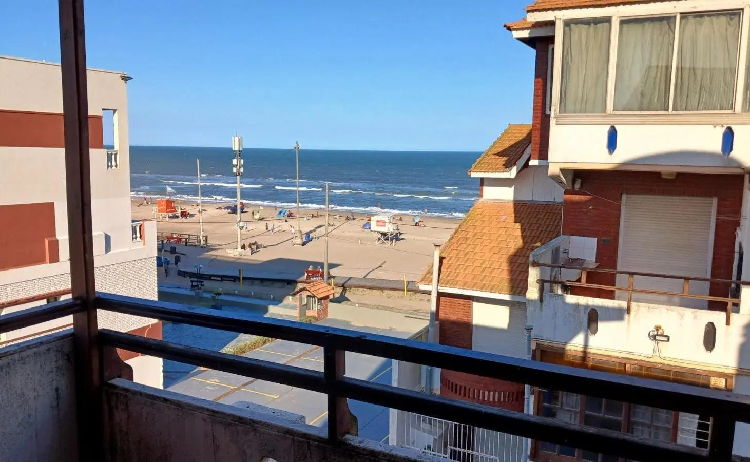 Departamento en venta - 2 Dormitorios 2 Baños - Villa Gesell 5