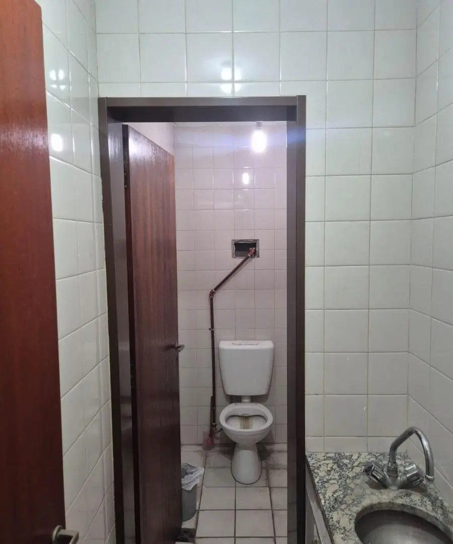Oficina en alquiler - 1 Baño - Ituzaingó 3