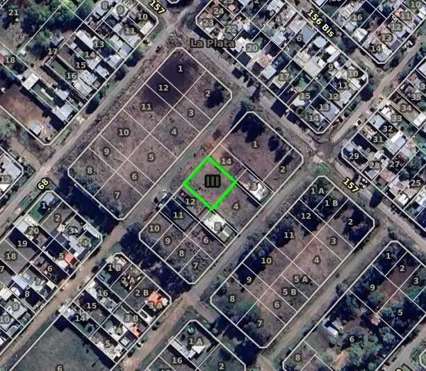 Terreno en venta - 667mts2 - Los Hornos, La Plata 3