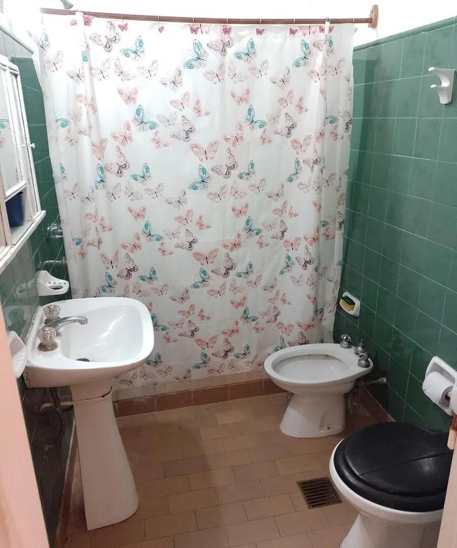 Casa en venta - 2 Dormitorios 1 Baño - Mar del Tuyú 3