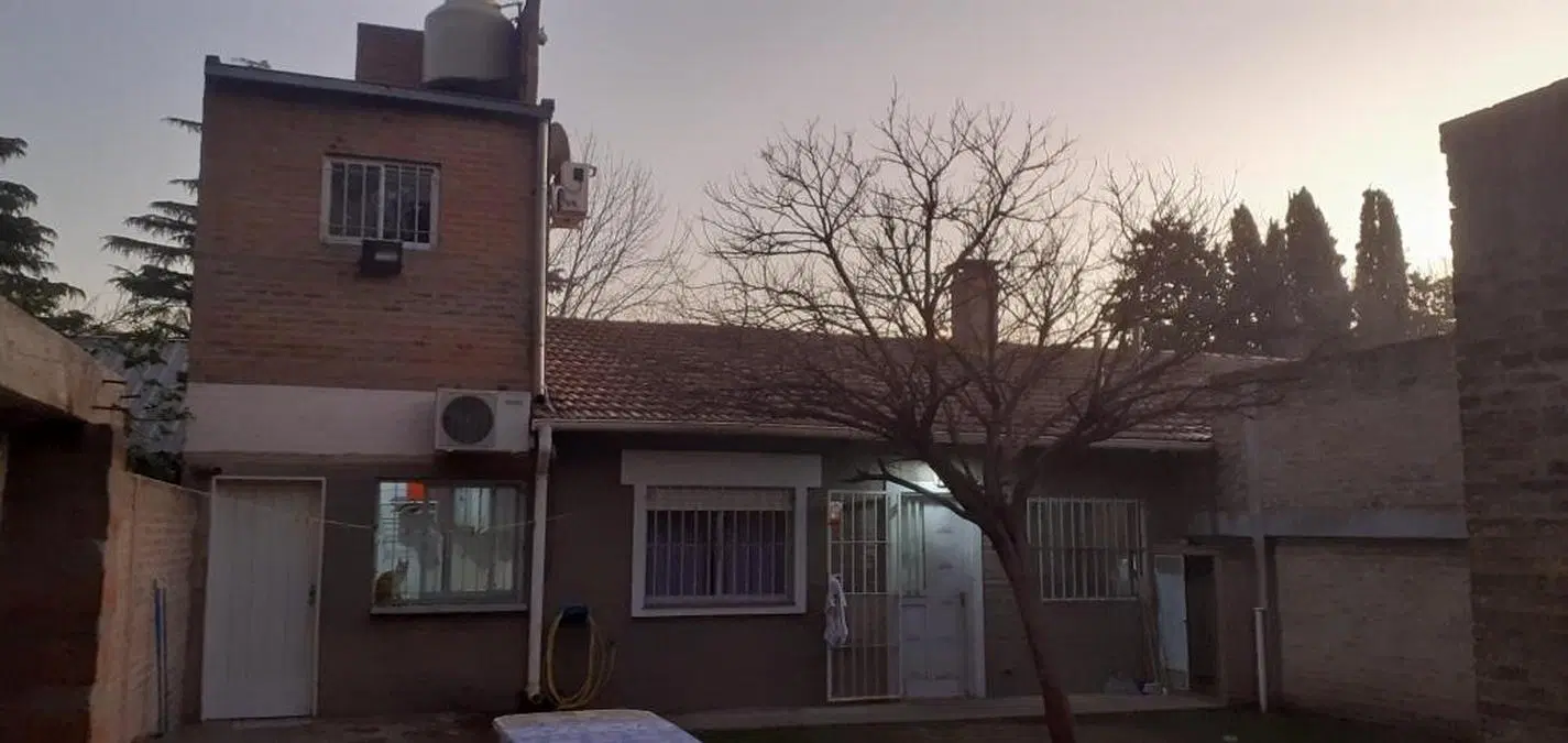 Casa en venta - 2 Dormitorios 1 Baño - Cochera - 350Mts2 - Paso del Rey, Moreno 4