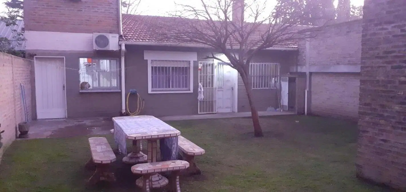 Casa en venta - 2 Dormitorios 1 Baño - Cochera - 350Mts2 - Paso del Rey, Moreno 2