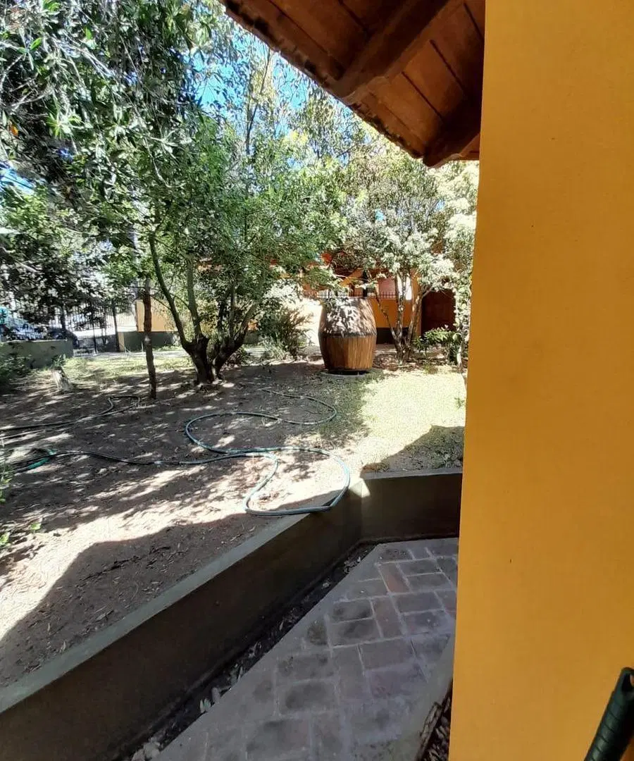 Casa en venta - 4 Dormitorios 5 Baños - Cocheras - 540Mts2 - Monte Hermoso 5