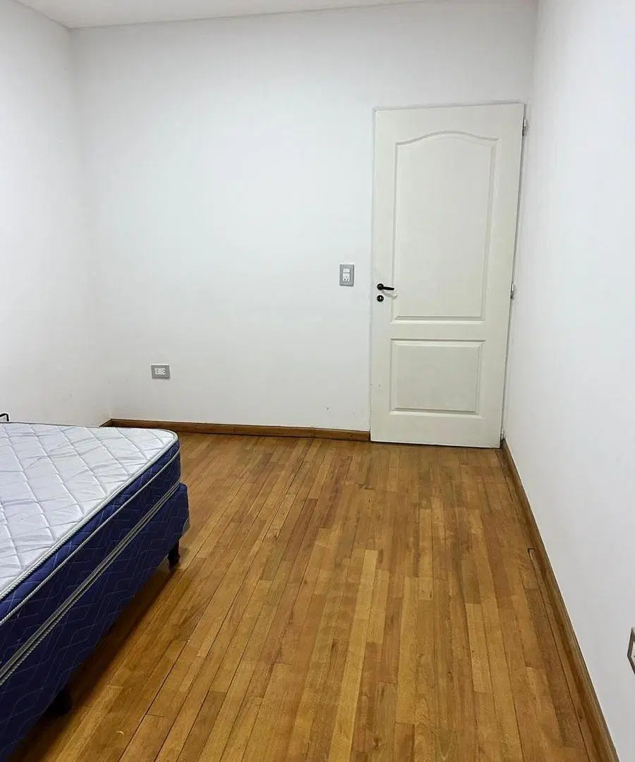Casa en venta - 3 Dormitorios 3 Baños - Ibarlucea 3