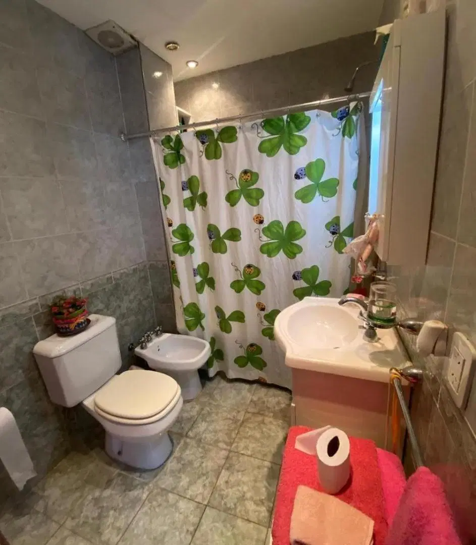 Departamento en venta - 3 Dormitorios 2 Baños - Ramos Mejía 4
