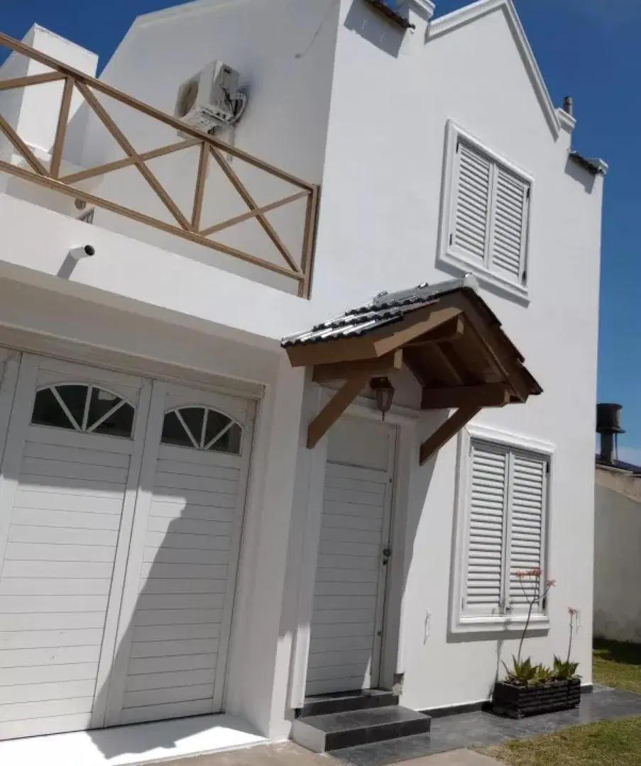 Dúplex en venta - 3 Dormitorios 2 Baños - Cocheras - 78Mts2 - Mar del Tuyú 2