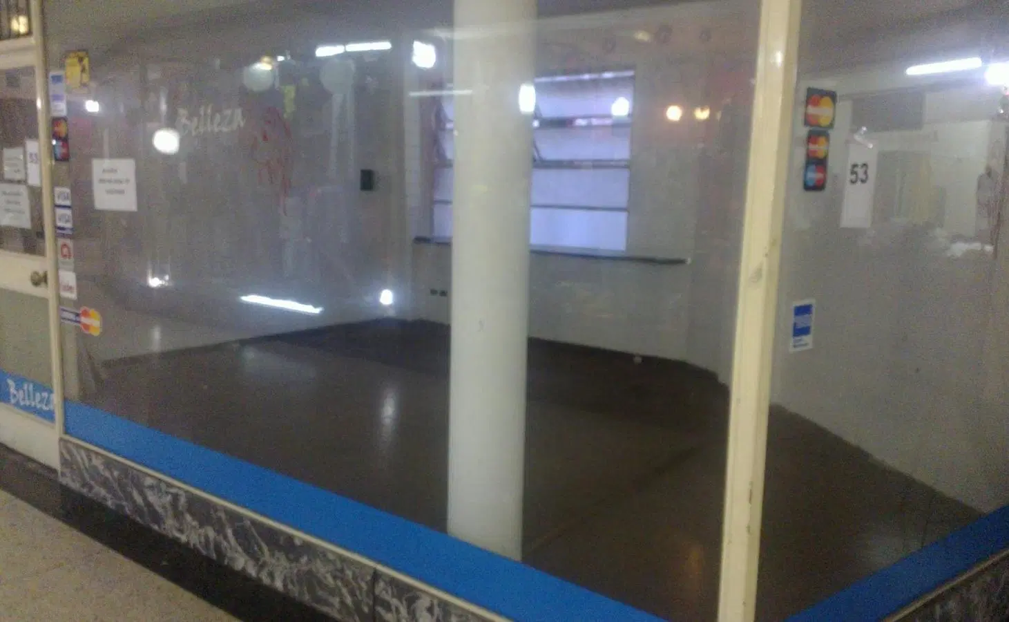 Local en venta - 1 Ambiente - Flores 4