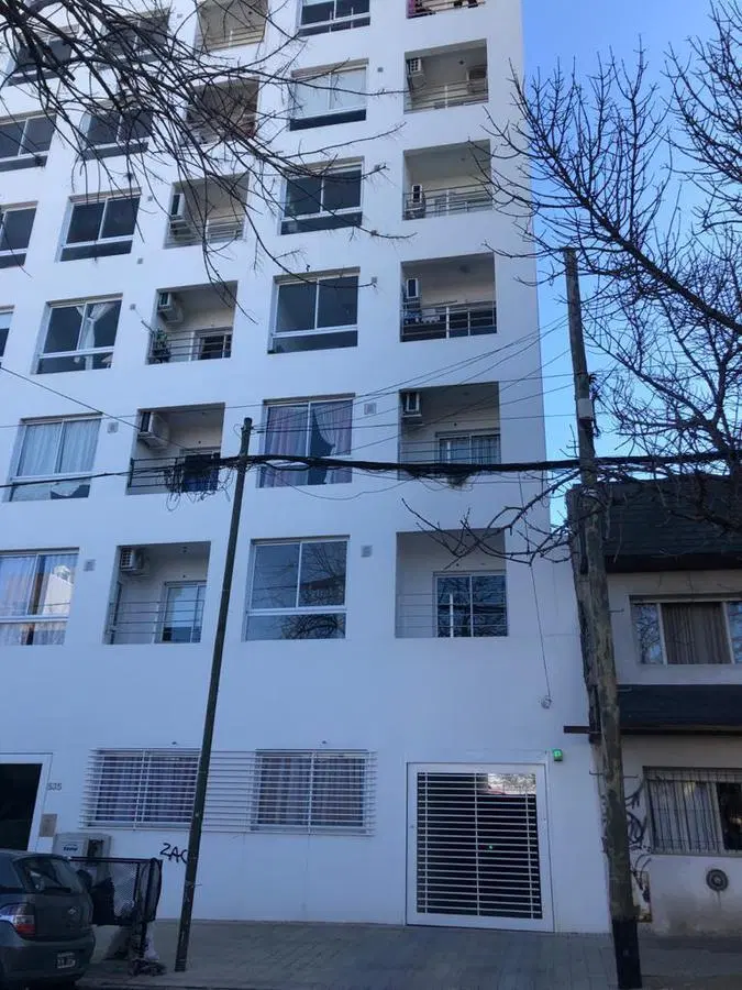 Cochera en venta - 15mts2 - La Plata 4