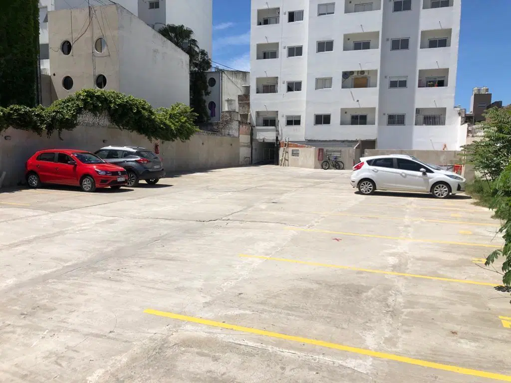 Cochera en venta - 15mts2 - La Plata 5
