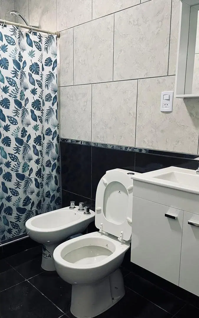 Casa en Venta - 1 Dormitorio 1 Baño Cochera - 397 mts2 - La Lucila Del Mar, Buenos Aires 2