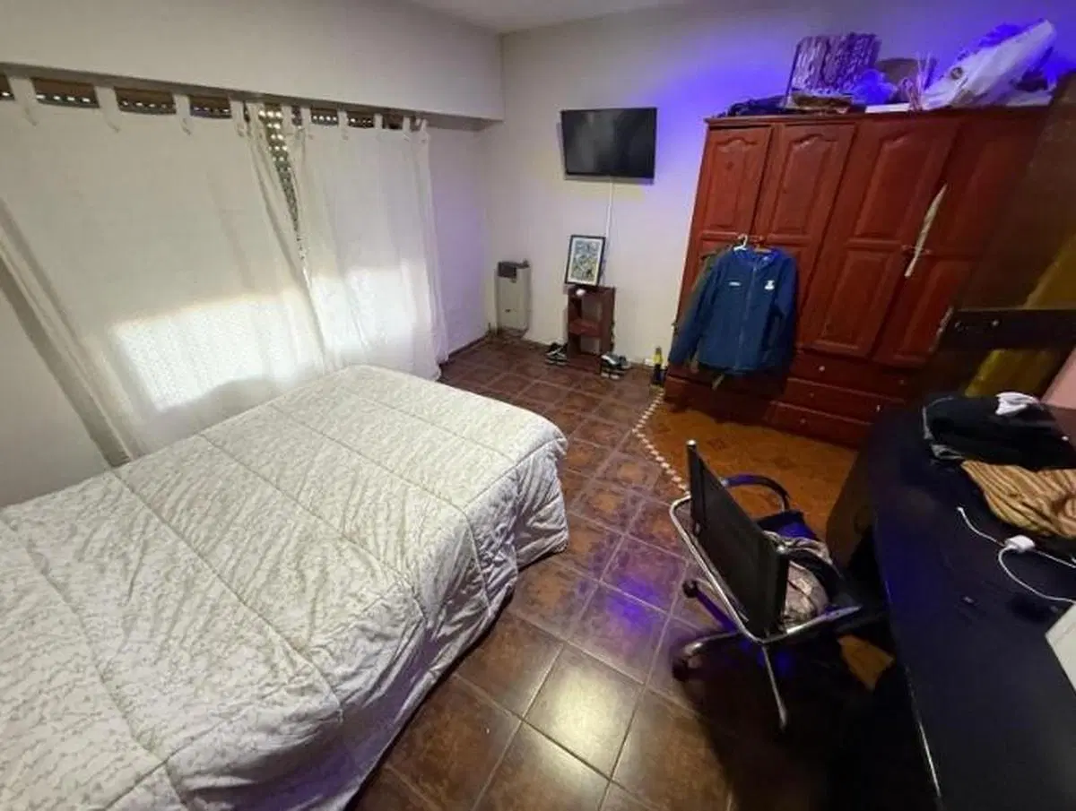 Casa multifamiliar en venta - 201Mts2 - Bernal 3