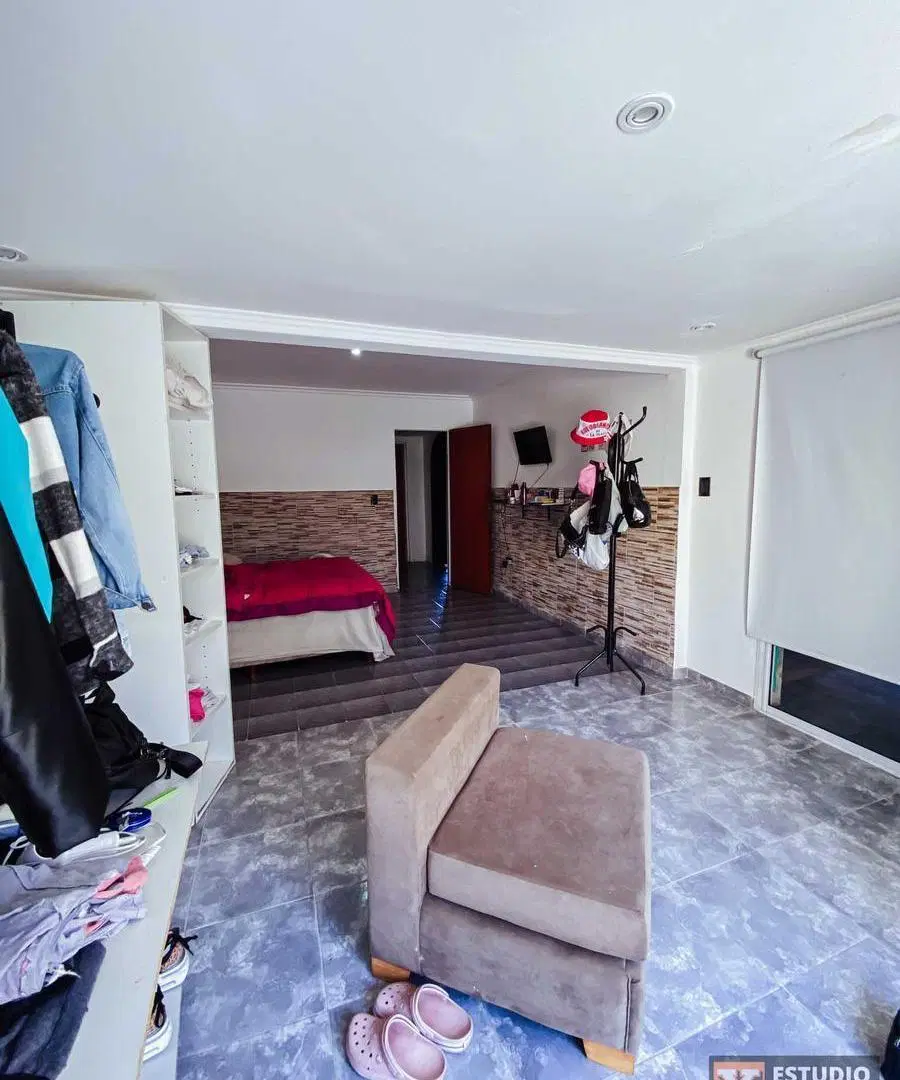 Casa en venta - 2 Dormitorios 2 Baños - 230Mts2 - Villa Elvira, La Plata 4