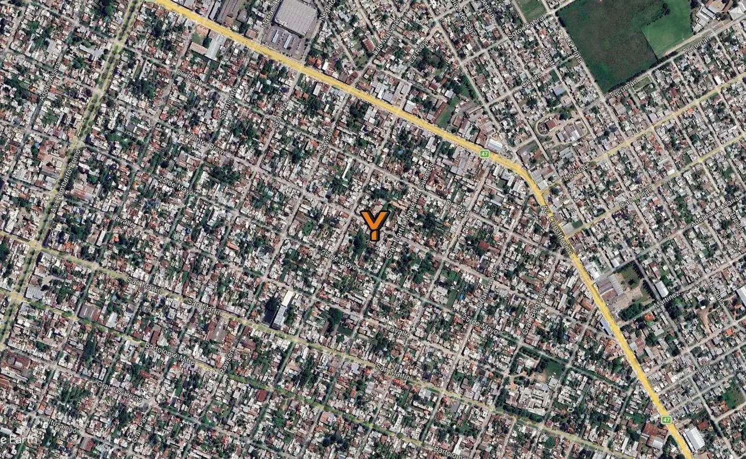 Casa en venta - 4 Dormitorios 2 Baños - Local - 475Mts2 - Luján 4