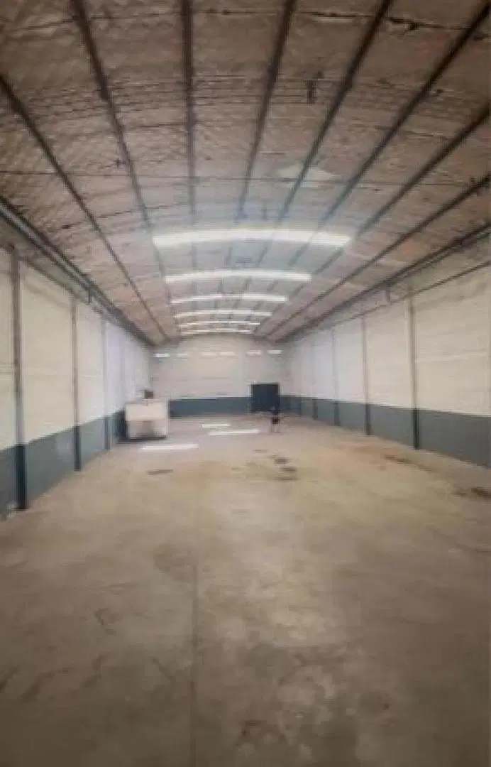 Depósito en venta - Oficinas - 740Mts2 - La Reja 2