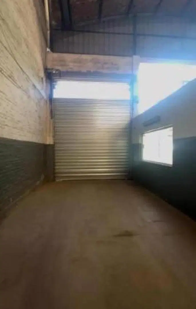 Depósito en venta - Oficinas - 740Mts2 - La Reja 1
