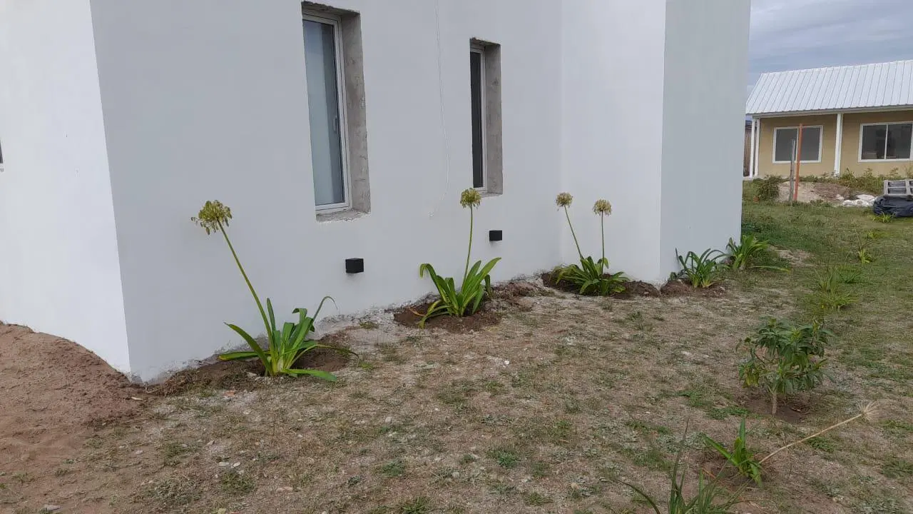 Casa en venta - 2 Dormitorios 1 Baño - 70Mts2 - Mar del Sur 2