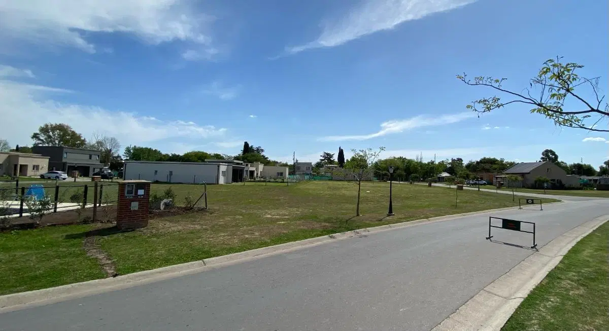 Terreno en venta - 450Mts2 - San Ramón, Pilar 3