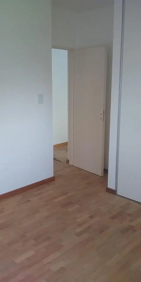 Dúplex en venta - 2 Dormitorios 1 Baño - Cochera - 83 mts2 - Los Hornos, La Plata 5