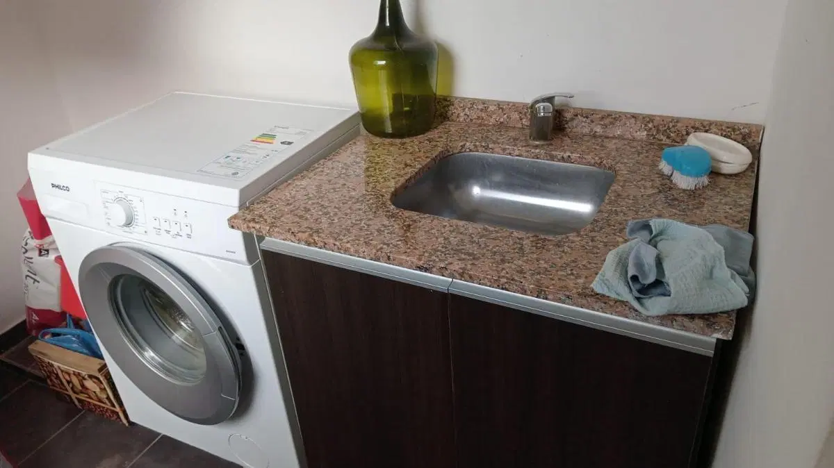 Casa en venta - 3 Dormitorios 2 Baños - Cochera - 250Mts2 - San Alfonso, Villa Allende 5