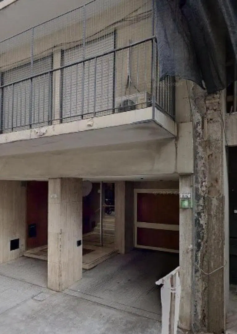 Cochera en venta - 15Mts2 - Retiro 1