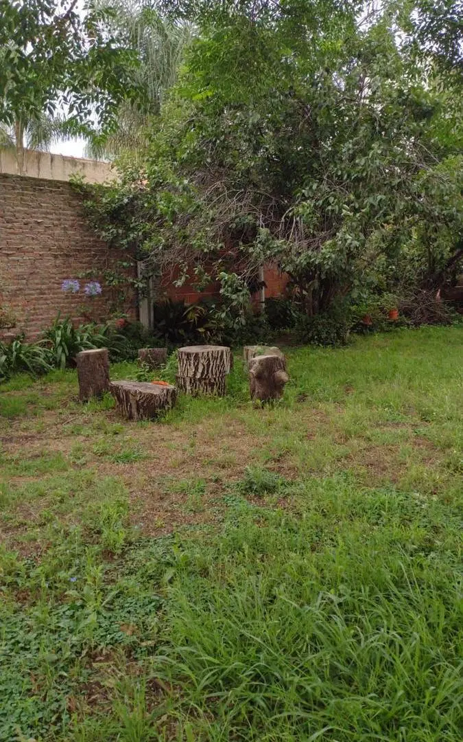 Casa en venta - 2 Dormitorios 1 Baño - Cochera - 866Mts2 - Longchamps, Almirante Brown 4