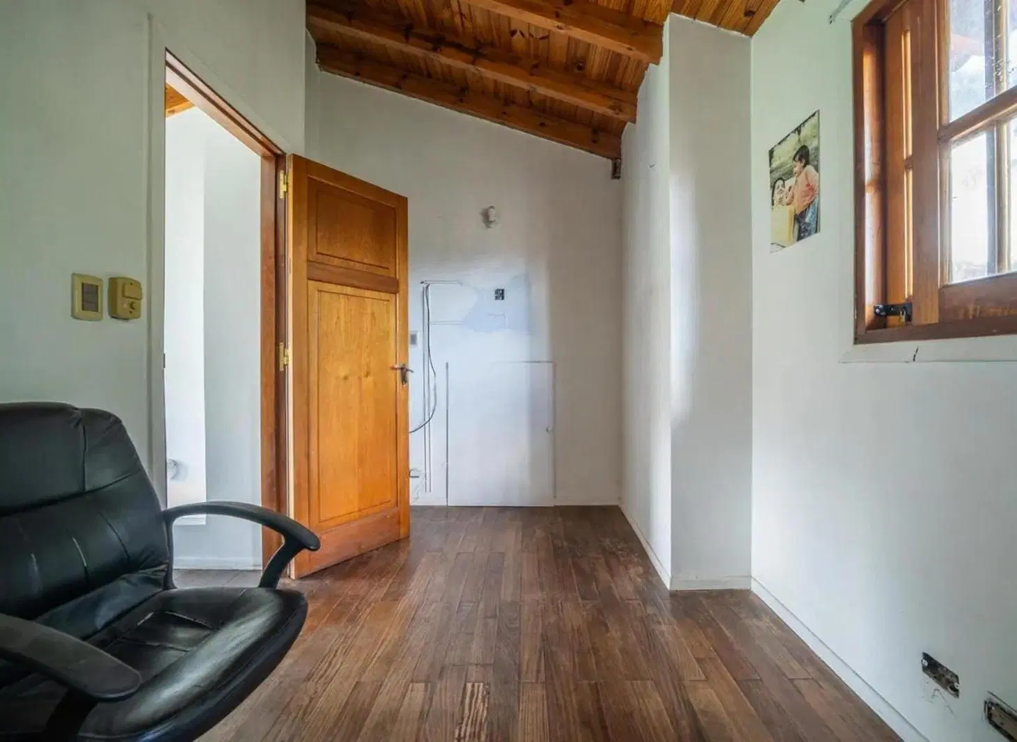 Casa en venta - 4 Dormitorios 3 Baños - Ezeiza 1
