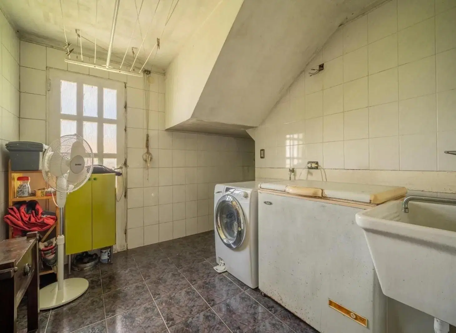 Casa en venta - 4 Dormitorios 3 Baños - Ezeiza 4