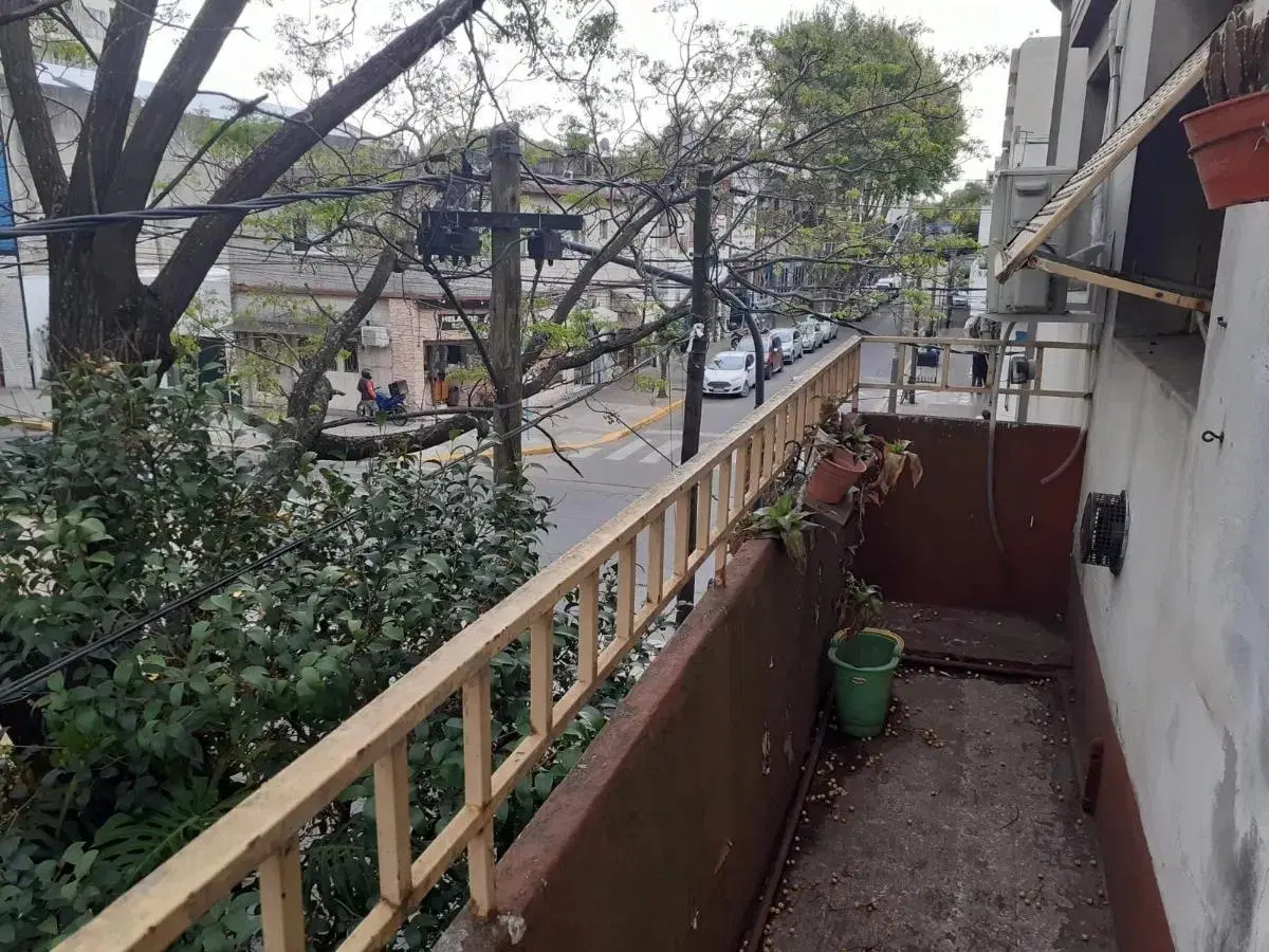 PH en venta - 3 Dormitorios 2 Baños - 223Mts2 - Caseros 1