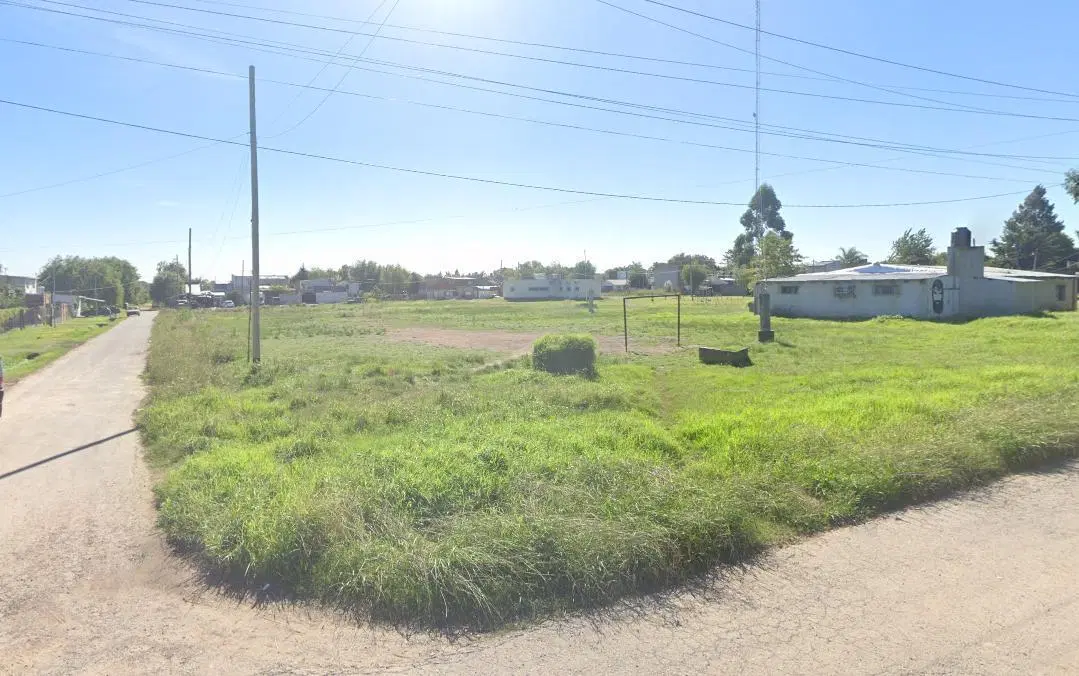 Terrenos en venta - 677Mts2 - Altos de San Lorenzo 2