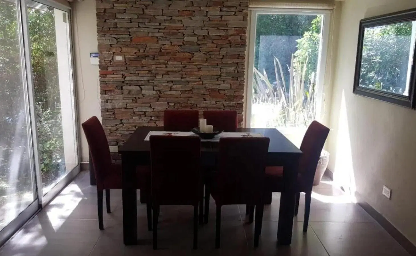 Casa en venta - 2 Dormitorios 2 Baños - Exaltación de la Cruz 2