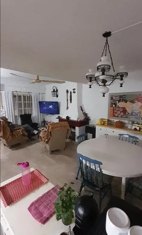 Casa en venta - 2 Dormitorios 1 Baño 1 Cochera - 400Mts2 - Punta Lara 1