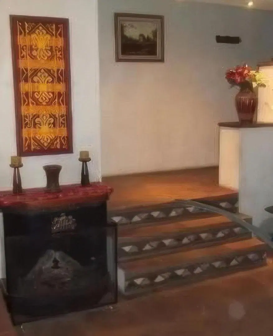Casa en Venta - 3 dormitorios 2 baños - cochera- 250mts2 - Bernal Oeste 4