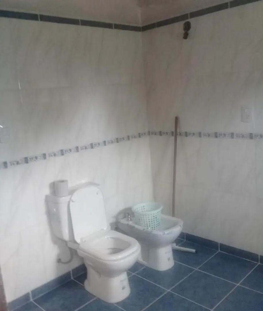 Casa en venta - 3 Dormitorios 1 Baño - Cochera - 600Mts2 - San Miguel 4