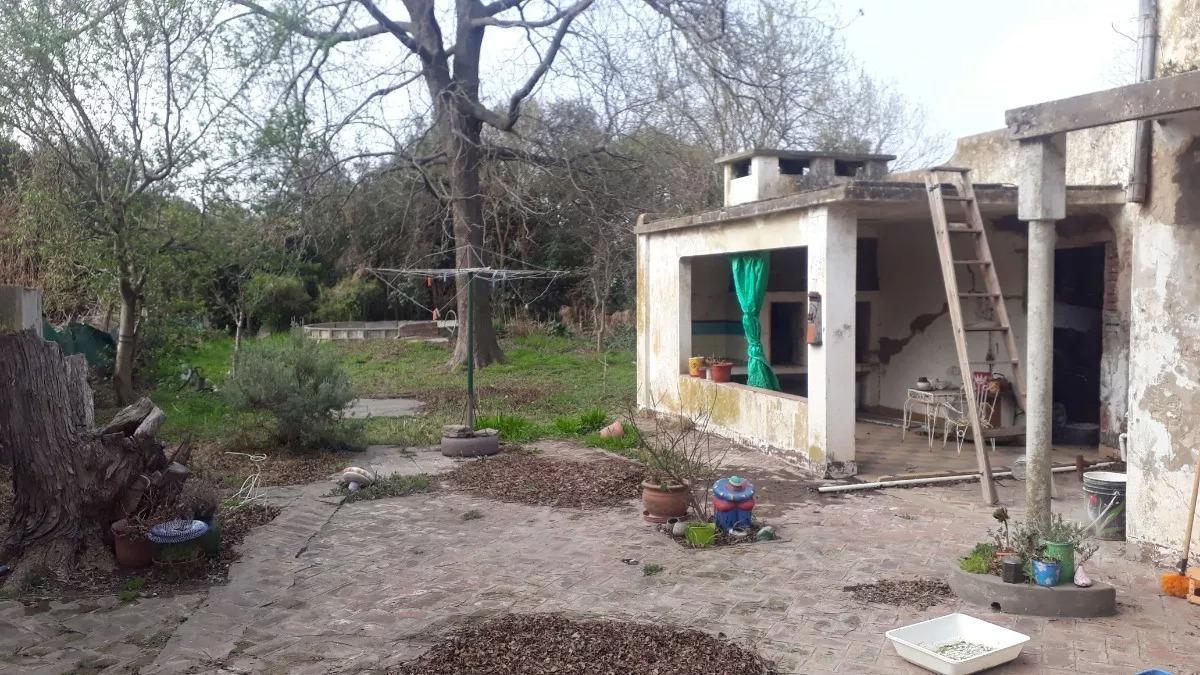 Foto de Terreno en venta - 675mts2 - Lincoln, imagen 2