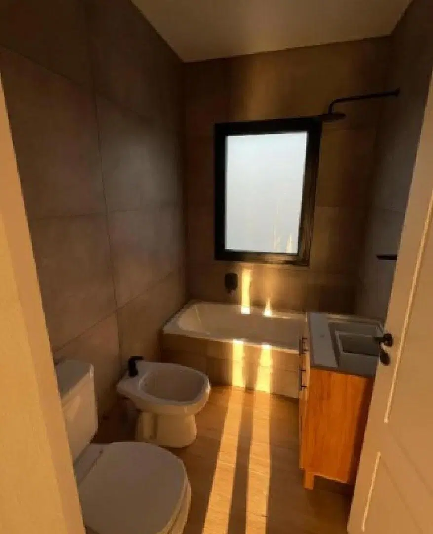 Casa en venta - 3 Dormitorios 3 Baños - Canning 1