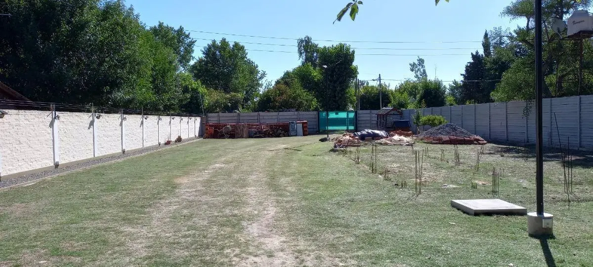 Casa en venta - 1 dormitorio 1 baño- quincho patio - 1200 mts2 - Pilar 4