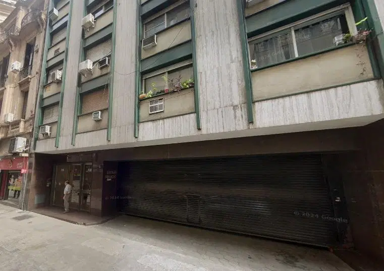 Cochera en venta - 12Mts2 - Microcentro 5