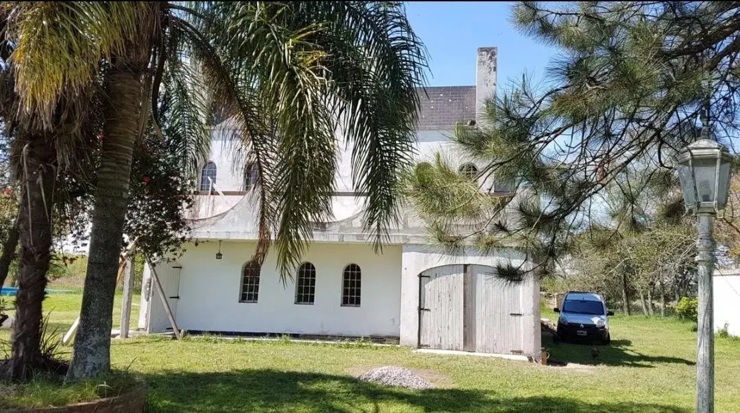 Campo en venta - 4 Dormitorios 3 Baños - Cochera - 52.421Mts2 - Mercedes 2