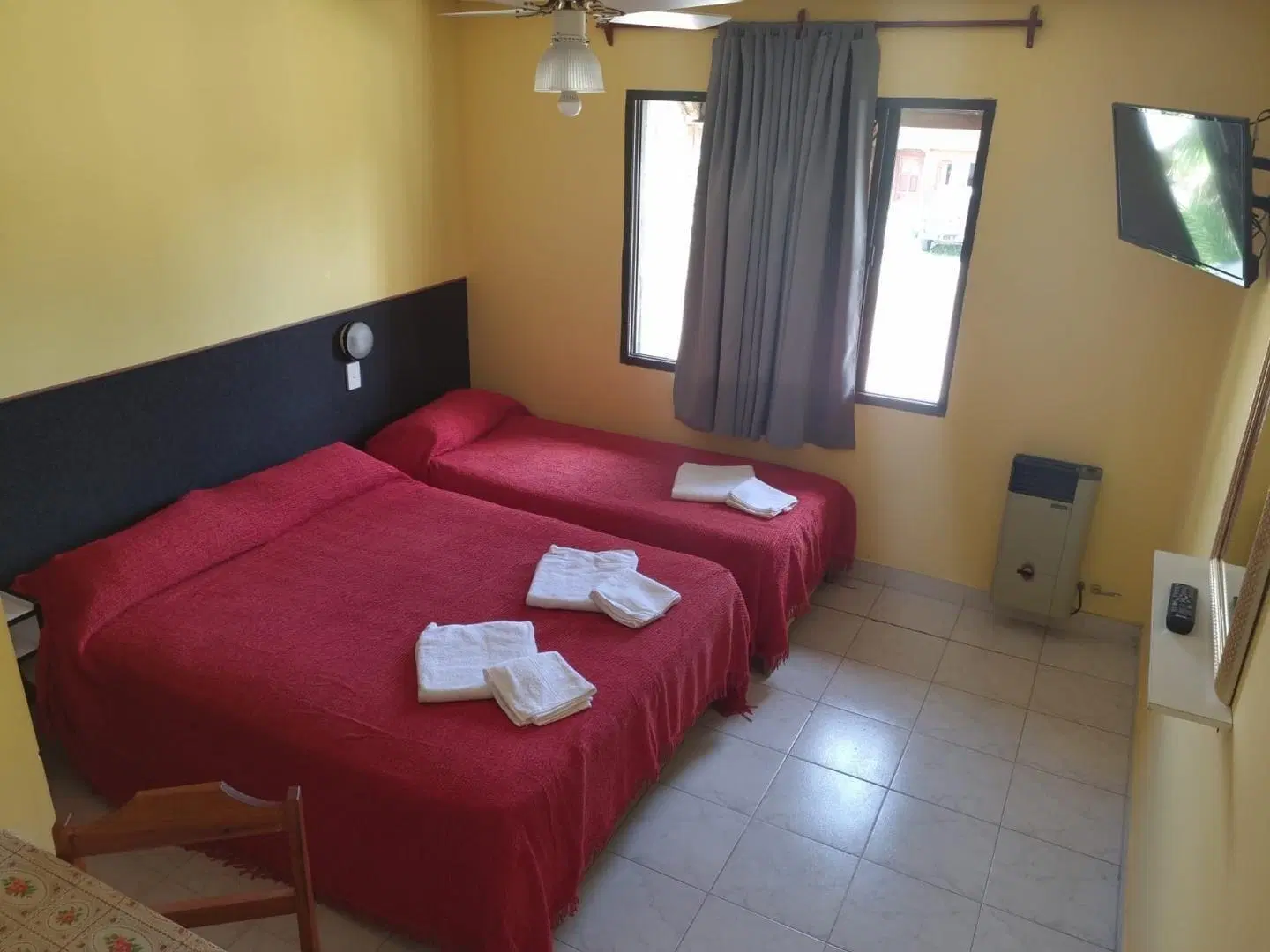 Hotel en venta - 12 Habitaciones - La Lucila del Mar 3