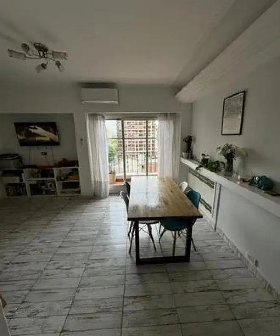 Departamento en venta - 2 Dormitorios 1 Baño - 72Mts2 - Ramos Mejía 3